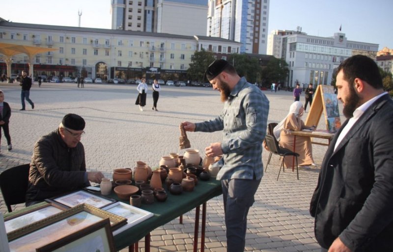 ЧЕЧНЯ. В Грозном прошел фестиваль молодых талантов и ремесленников «Говзалла»