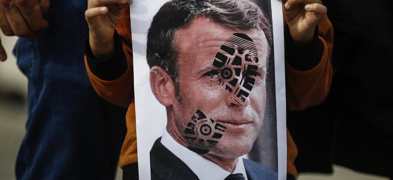 Исламский мир бойкотирует французские товары