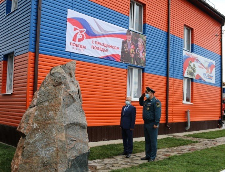 КЧР. В Карачаево-Черкесии открыли обелиск пожарным и спасателям
