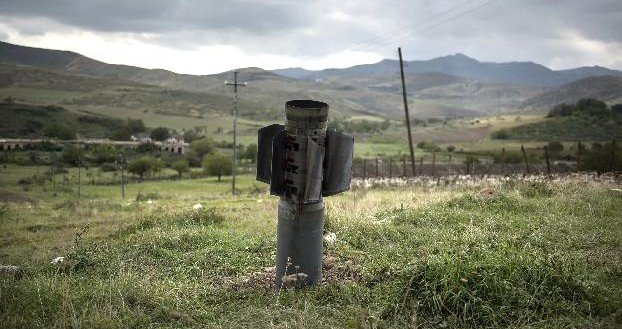 В Кремле сожалеют, что на карабахском фронте не соблюдают перемирие