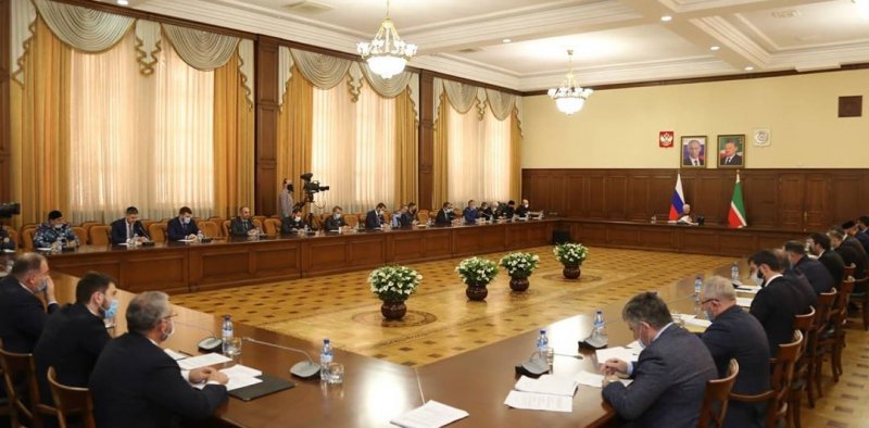 ЧЕЧНЯ. На заседании Правительства ЧР рассмотрели проект по обращению с бродячими животными