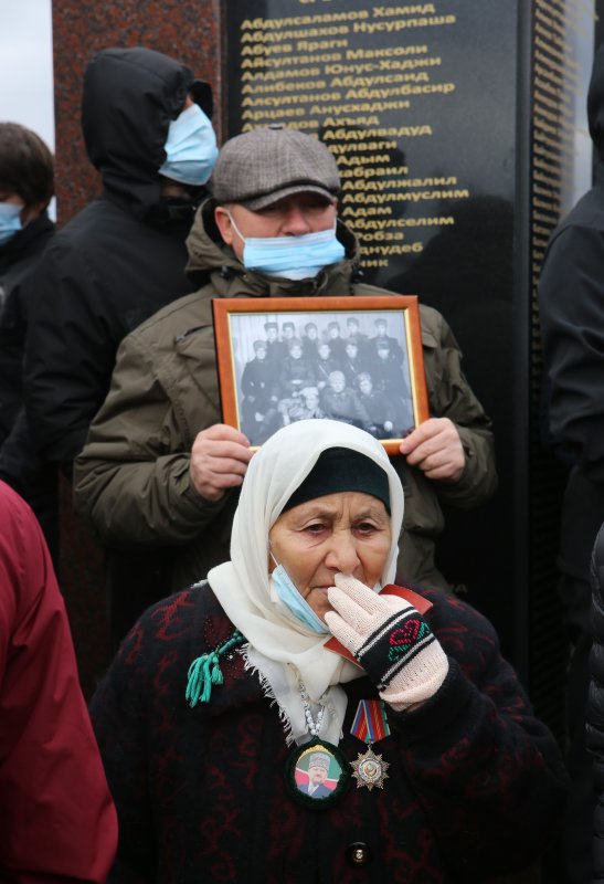 ЧЕЧНЯ. Открытие мемориала памяти чеченским фронтовикам в Дагестане