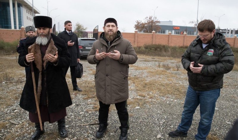 ЧЕЧНЯ.  Р. Кадыров посетил ряд строительных объектов