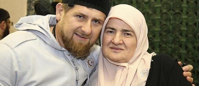 ЧЕЧНЯ. Глава республики поздравил чеченских матерей с праздником