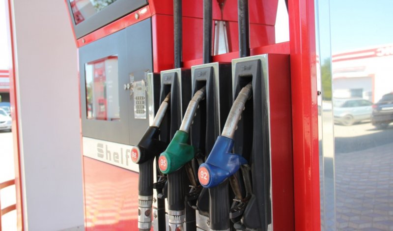 ЧЕЧНЯ.  Средняя стоимость бензина в республике составила 44,43 рубля за литр