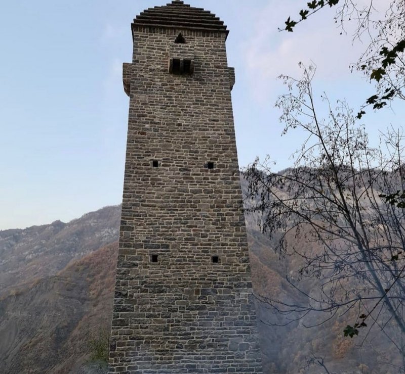 ЧЕЧНЯ. В Итум-Калинском районе ЧР восстановили Бугаройскую башню
