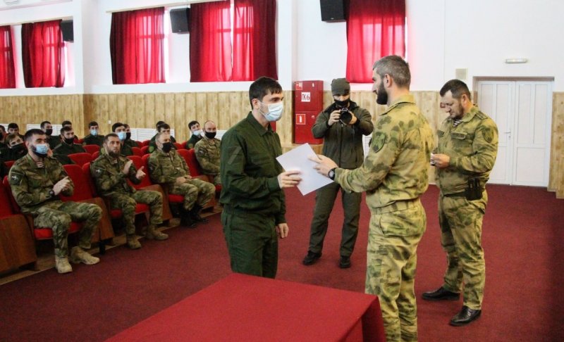 ЧЕЧНЯ. В республике проводили военнослужащих, уволенных в запас