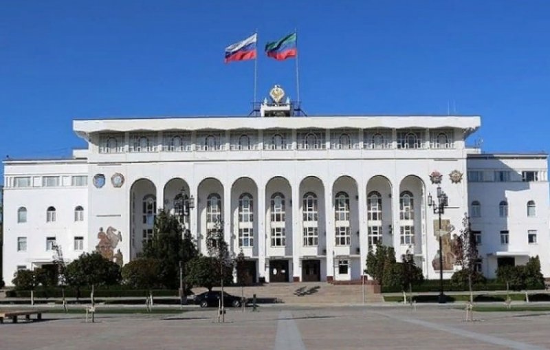 ДАГЕСТАН. Врио премьер-министра Дагестана уволил пятерых работников правительства