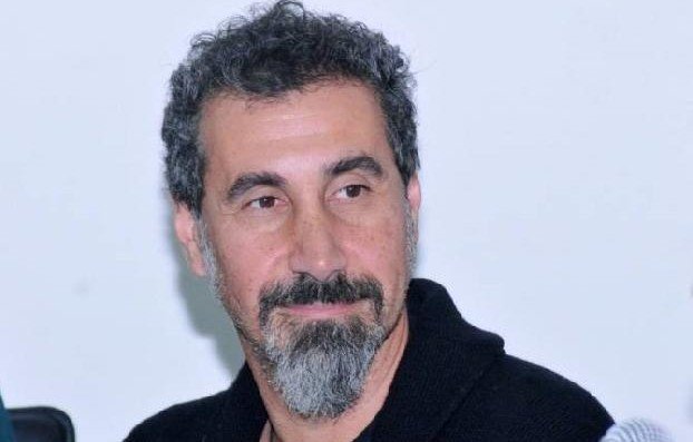 Это не время для политики и "Игр престолов": Серж Танкян призывает к единству