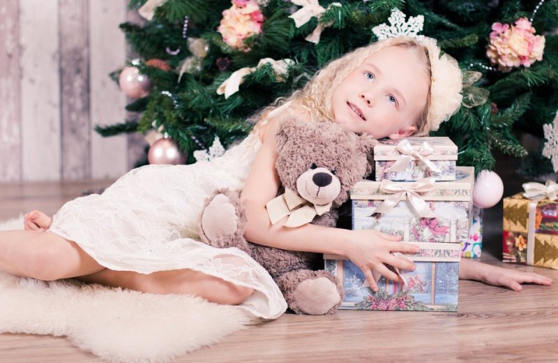 КРАСНОДАР. Новогодние подарки детям из малообеспеченных многодетных семей доставят на дом