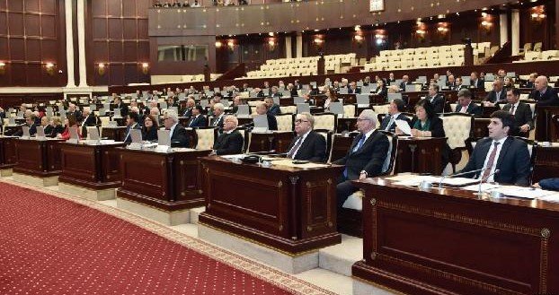 Парламент Азербайджана призывает отозвать Францию из числа сопредседателей Минской группы