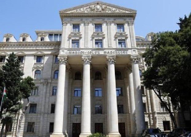 Посла Франции вызвали в МИД Азербайджана из-за решения Сената по Карабаху
