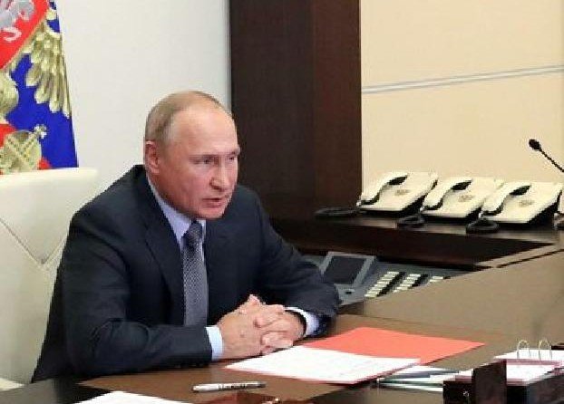 Путин обсудил с членами Совбеза ситауцию в Карабахе