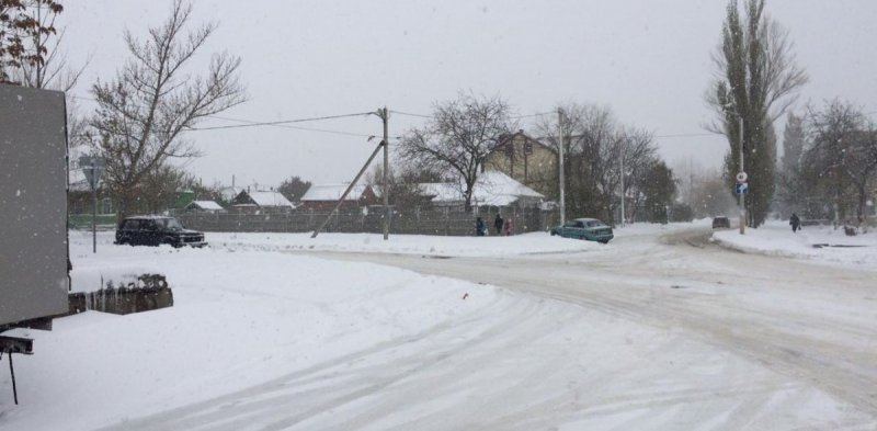 РОСТОВ. В Волгодонске женщина-водитель умерла за рулем и спровоцировала ДТП