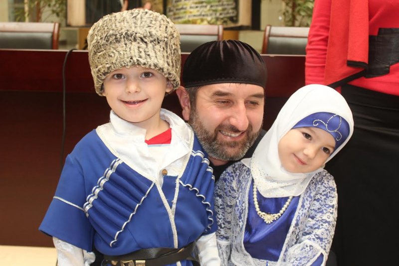 ЧЕЧНЯ. Как в Чечне относятся к детям от смешанных браков?