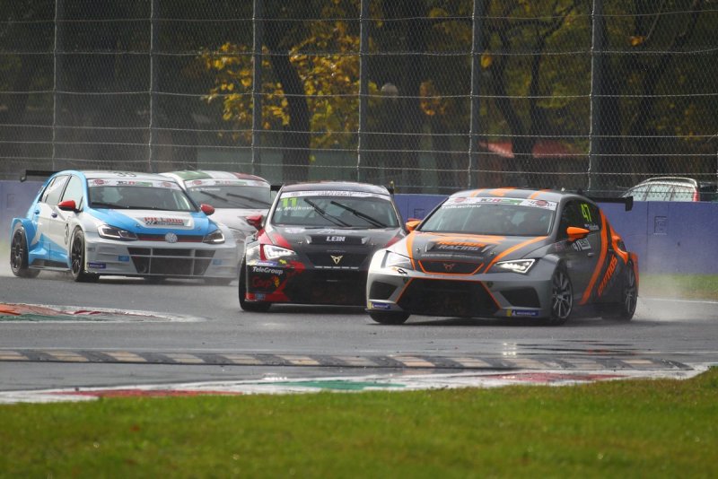 ЧЕЧНЯ. Впервые за историю чеченского автоспорта в гонках «2020 TCR Italy Touring Car Championship» принял участие автогонщик из Чечни