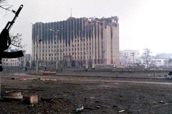 ЧЕЧНЯ. 18 лет назад произошёл теракт в Доме Правительства ЧР