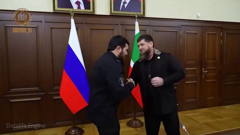 ЧЕЧНЯ. Рамзан Кадыров наградил отличившихся членов команды Кадырова (Видео).