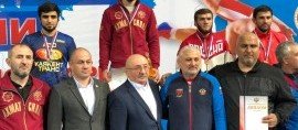 ЧЕЧНЯ. Рамзан Кадыров поздравил борцов "Ахмата" с победами на первенстве России