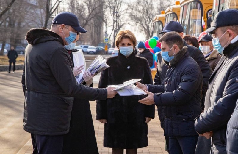 КЧР. Школы Карачаево-Черкесии получили новые автобусы