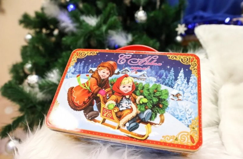 КЧР. В Карачаево-Черкесии новогодние подарки получат 50 особенных детишек