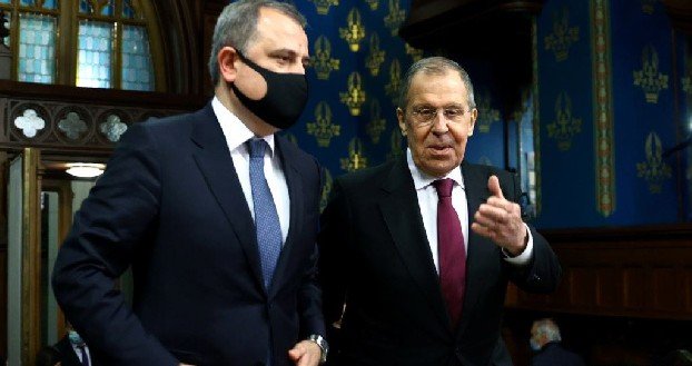 Лавров и Байрамов по телефону обсудили ход выполнения заявления от 9 ноября
