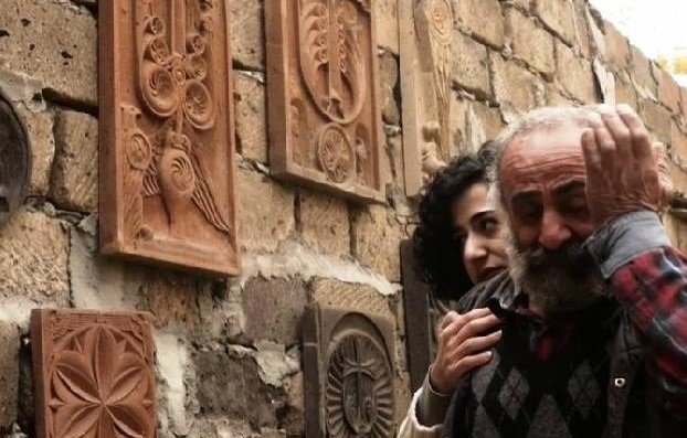Парень, который пианино поменял на оружие: репортаж BBC о пропавшем без вести армянском воине