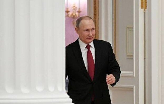 Путину доверяют 60 процентов россиян, показал опрос