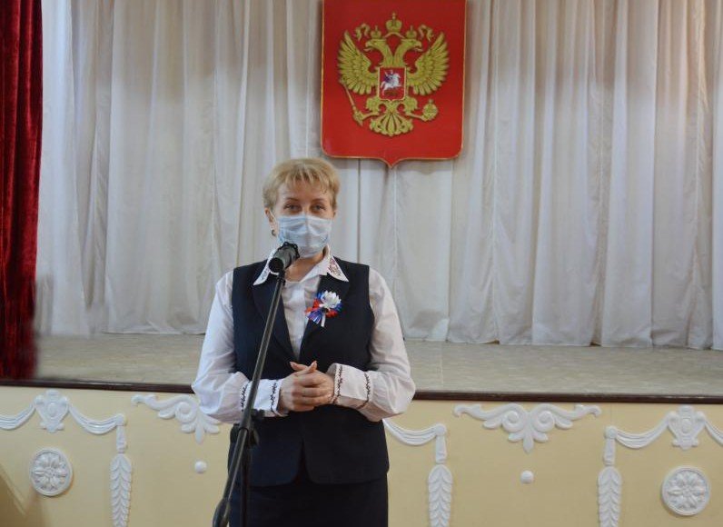 РОСТОВ. Юным белокалитвинцам вручены паспорта гражданина Российской Федерации