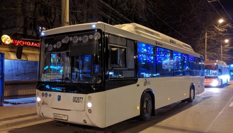 РОСТОВ. Определен режим работы общественного транспорта в период новогодних праздников