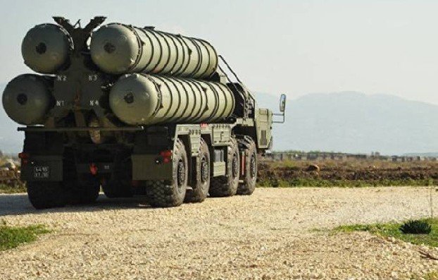 Турецкая оппозиция призвала активировать зенитные ракетные системы С-400