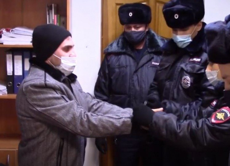 ВОЛГОГРАД. В Волгограде завершилось расследование убийства после ссоры в родительском чате