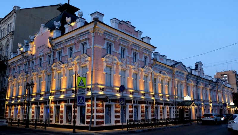 АСТРАХАНЬ. Астраханский театр кукол после реставрации встречает зрителей