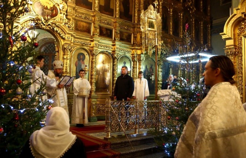 АСТРАХАНЬ. Губернатор поздравил астраханцев с Рождеством