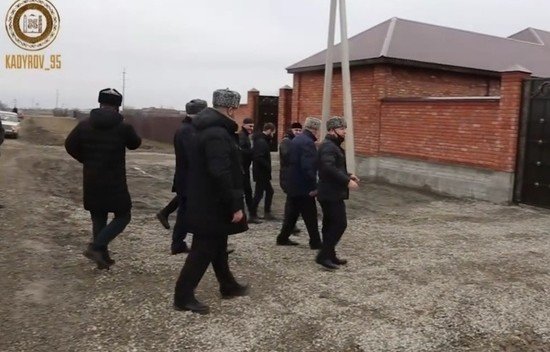 ЧЕЧНЯ. Фонд Кадырова подарил частные дома малоимущим в Чечне