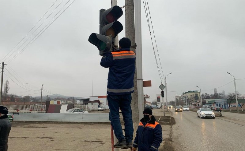 ЧЕЧНЯ. На одном из важнейших участков дороги в Грозном восстановили работу светофоров