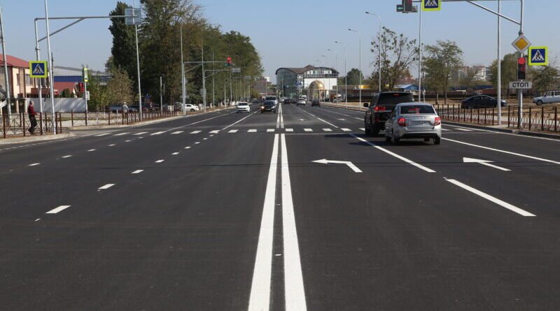 ЧЕЧНЯ.  Нацпроект «Безопасные и качественные автомобильные дороги» уделяет особое внимание безопасности участников движения