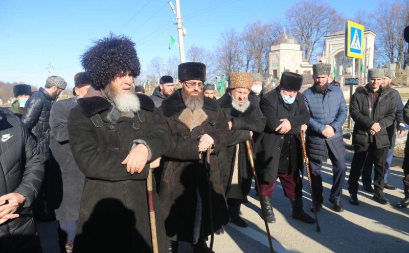 ЧЕЧНЯ. В Чеченской Республике отметили День почитания Эвлия-устаза Кунта-Хаджи Кишиева