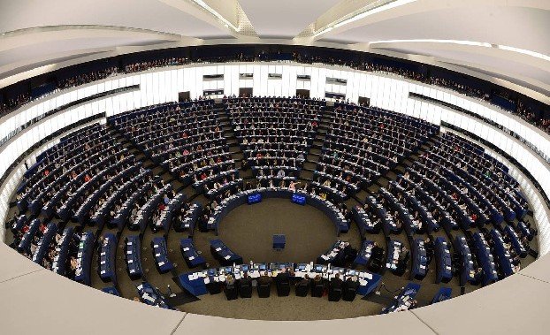 Европарламент принял резолюции по Карабаху, осудив вмешательство Турции