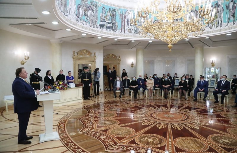 ИНГУШЕТИЯ. Глава Ингушетии отметил выдающихся граждан госнаградами