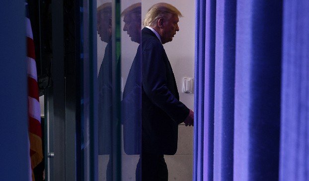 Иракский суд выдал ордер на арест Трампа