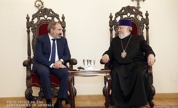 КАРАБАХ. Почему Армянская церковь выступает за отставку Пашиняна
