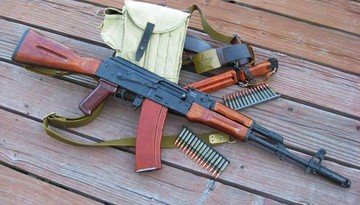 КАРАБАХ. В Армении незаконно распродают оружие Карабахской войны