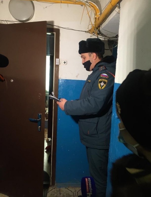 КЧР. Инспекторы пожарного надзора проводят профилактические рейды в жилом секторе города Черкесска