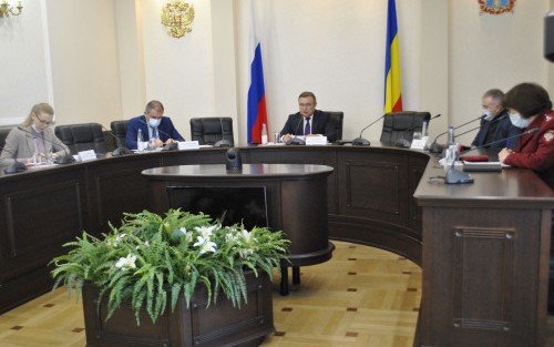 РОСТОВ. В Ростовской области продолжается мониторинг ситуации в АПК и на продовольственном рынке