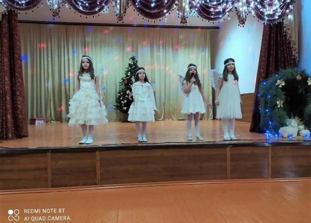 С. ОСЕТИЯ. Праздничное Рождественское представление прошло в Ардонской школе №1