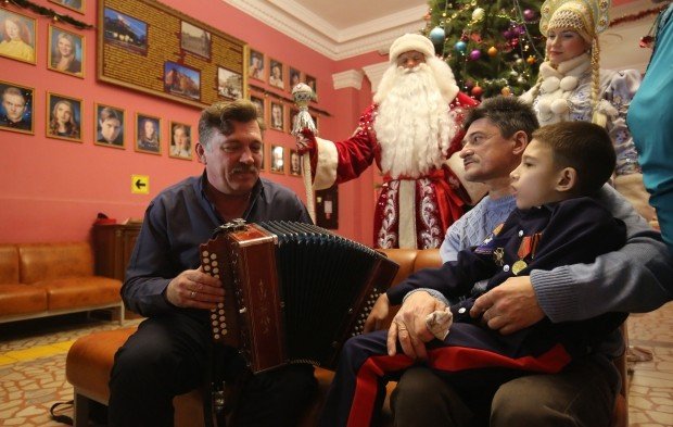 ВОЛГОГРАД. В Волгограде артисты театра помогли исполнить мечту мальчика с инвалидностью