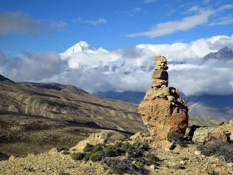 ИНГУШЕТИЯ. Стелу с неизученными петроглифами обнаружили археологи в горной Ингушетии