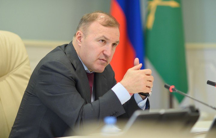 АДЫГЕЯ. Кумпилов выступил на заседании Общественной палаты Республики Адыгея