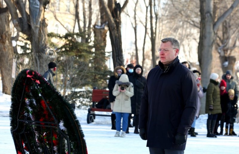 АСТРАХАНЬ. В Астрахани состоялось торжественное возложение венков в честь 23 февраля